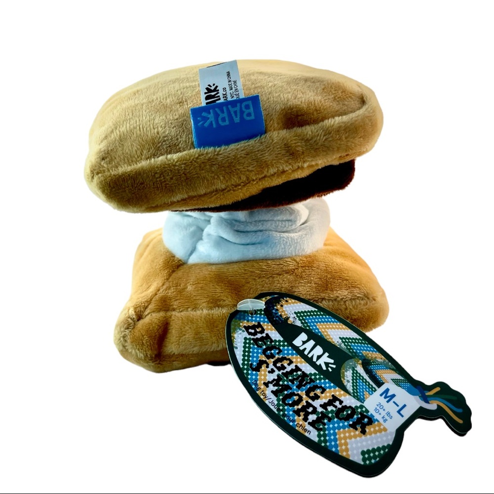Begging for S’more Bark Dog Toy M-L NWT